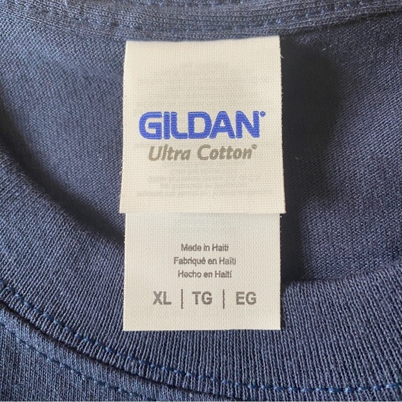 Gildan 2/$10 Adult XL Ultra Cotton Navy Blue Short Sleeve Crew Neck T-Shirts - Picture 5 of 7